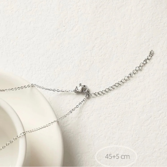 Revolve ID Bar Necklace - Picture 5 of 5